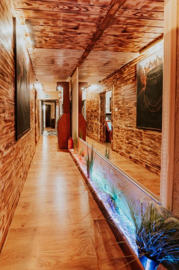 Zajazd Albatros Rzeszow Spa Ngoại thất bức ảnh