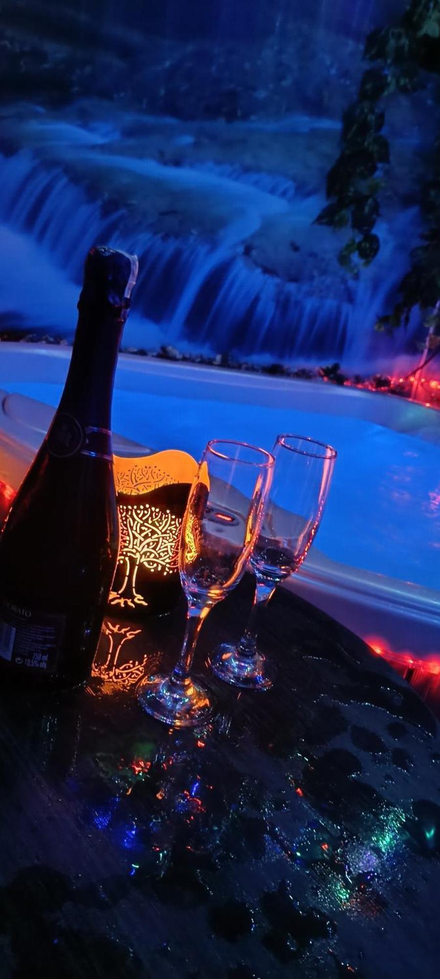 Zajazd Albatros Rzeszow Spa Ngoại thất bức ảnh