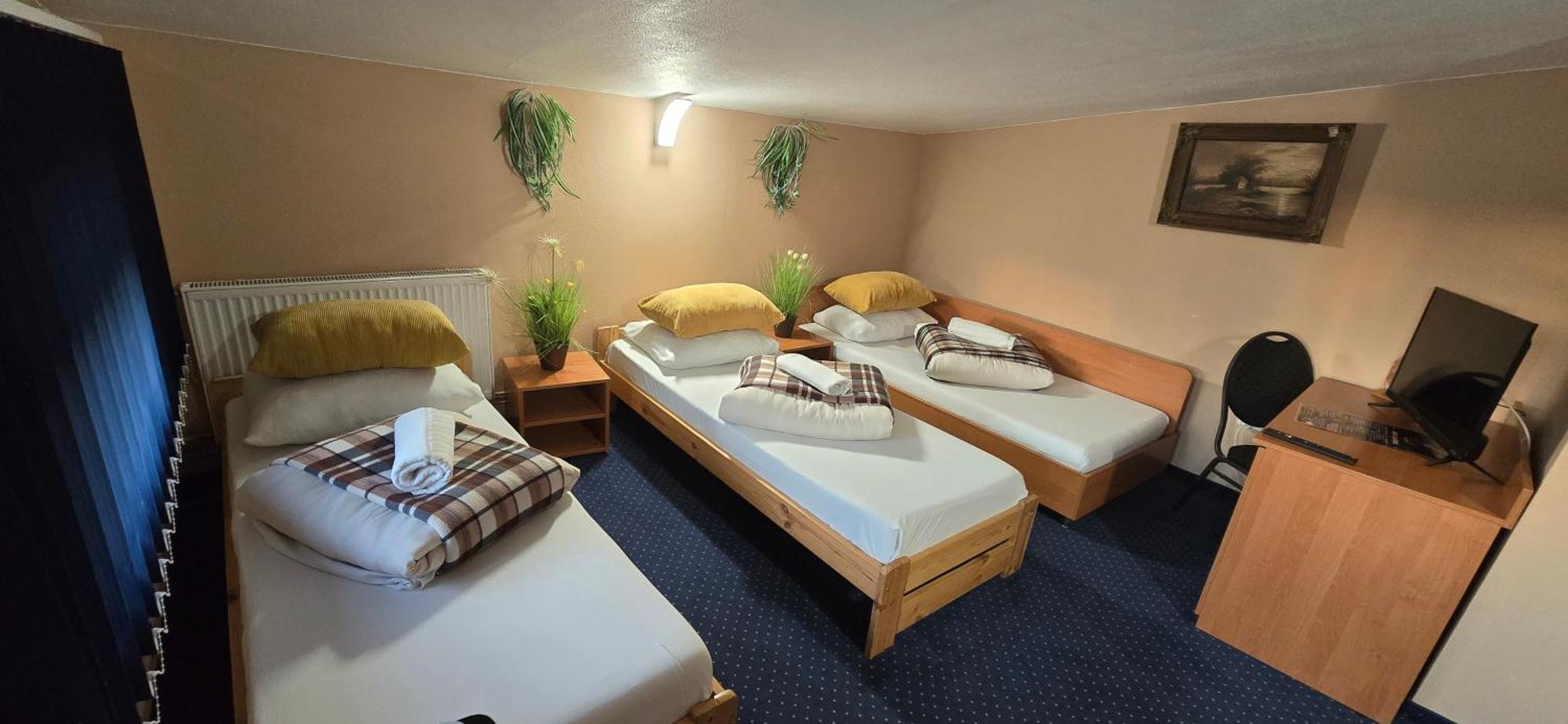 Zajazd Albatros Rzeszow Spa Ngoại thất bức ảnh