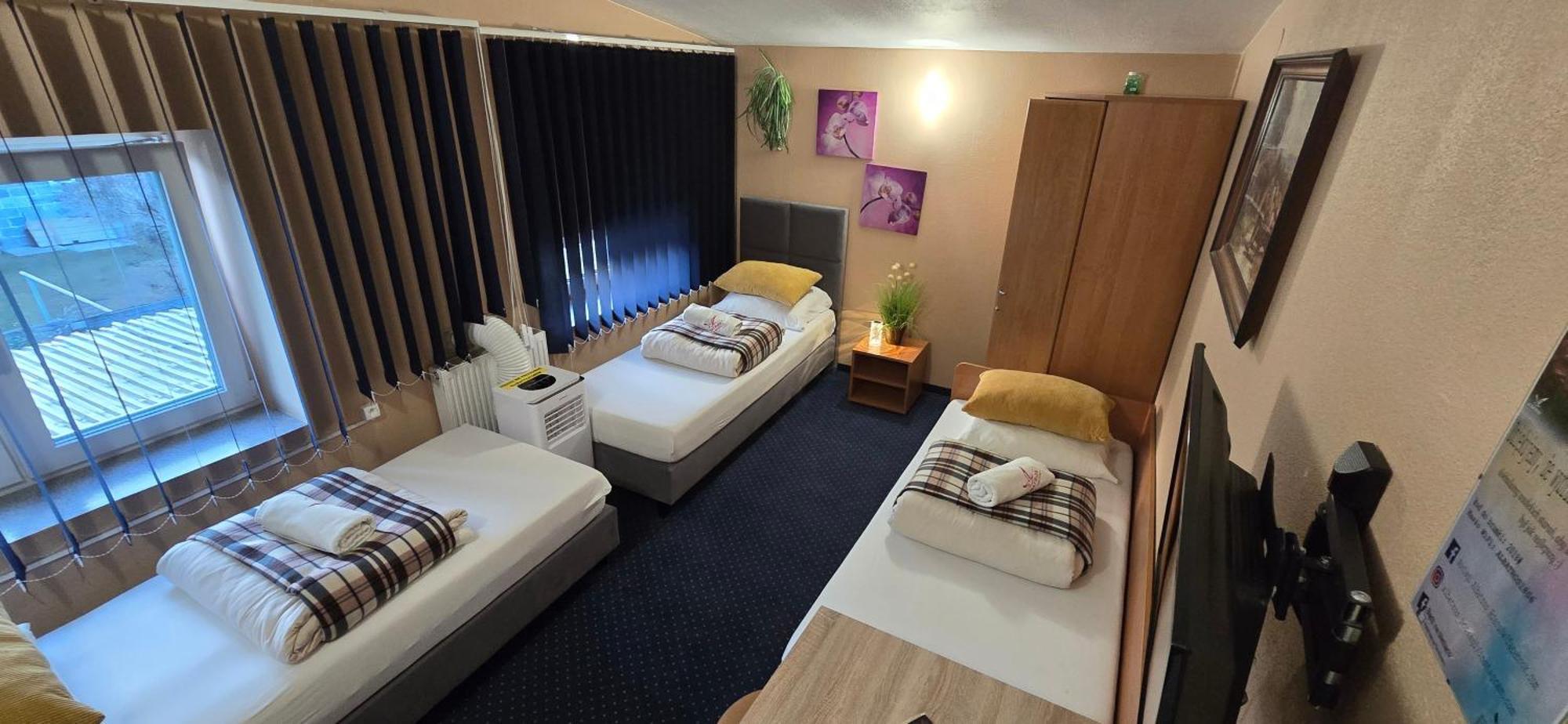 Zajazd Albatros Rzeszow Spa Ngoại thất bức ảnh